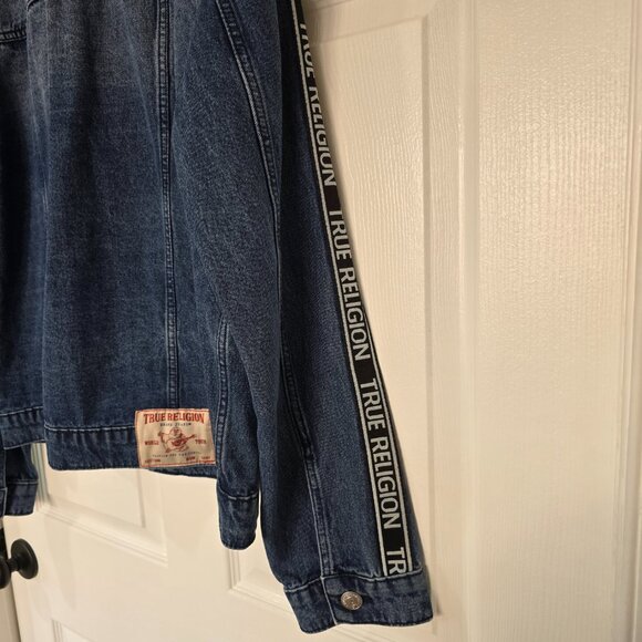 True Religion Men's Logo Taping Denim SN Jacket Tide Wash Color Size Large NWT - Picture 7 of 9